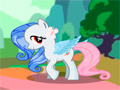 खेल Fluttershy Pony Dress Up