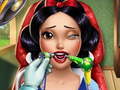 खेल Snow White Real Dentist
